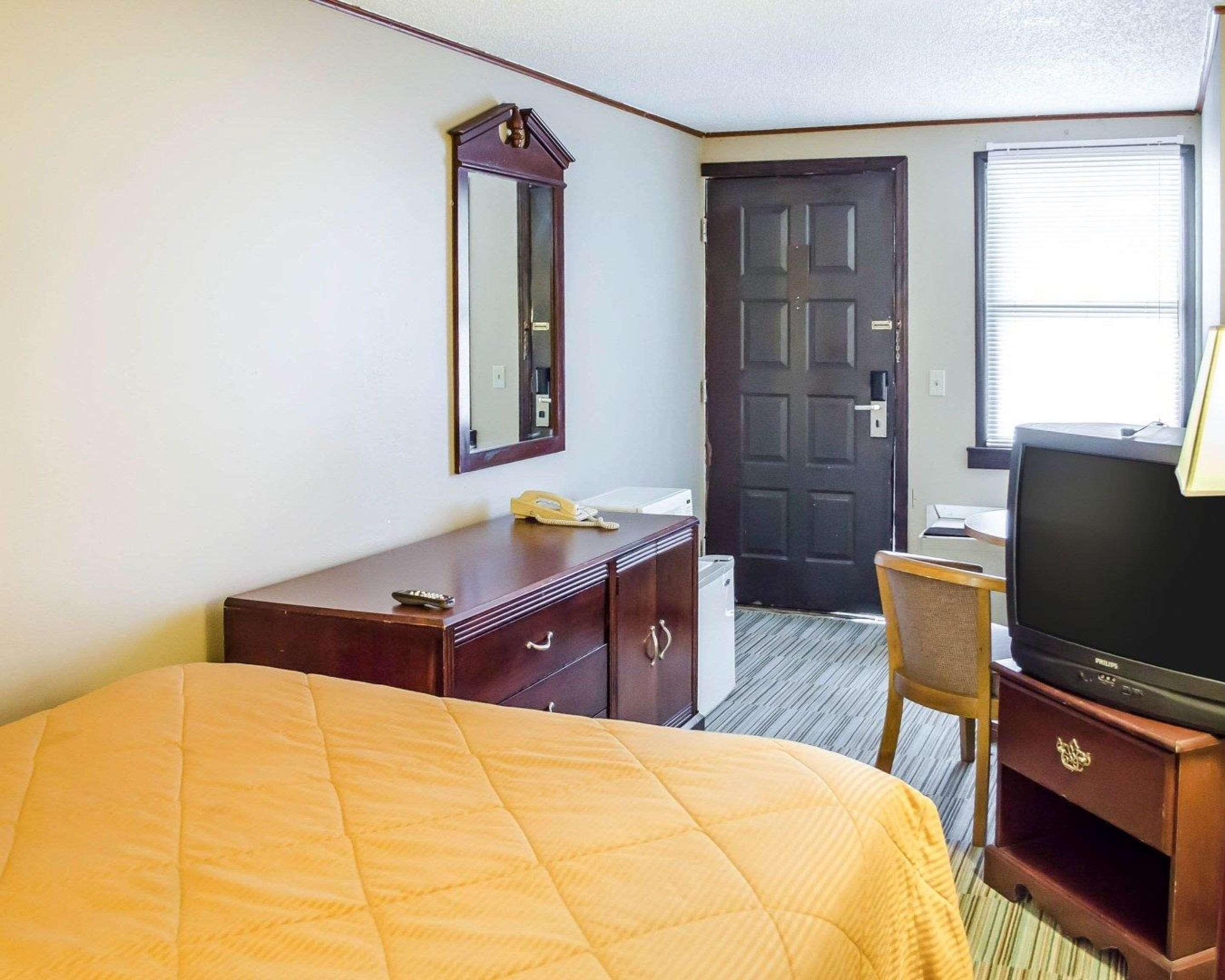 Rodeway Inn