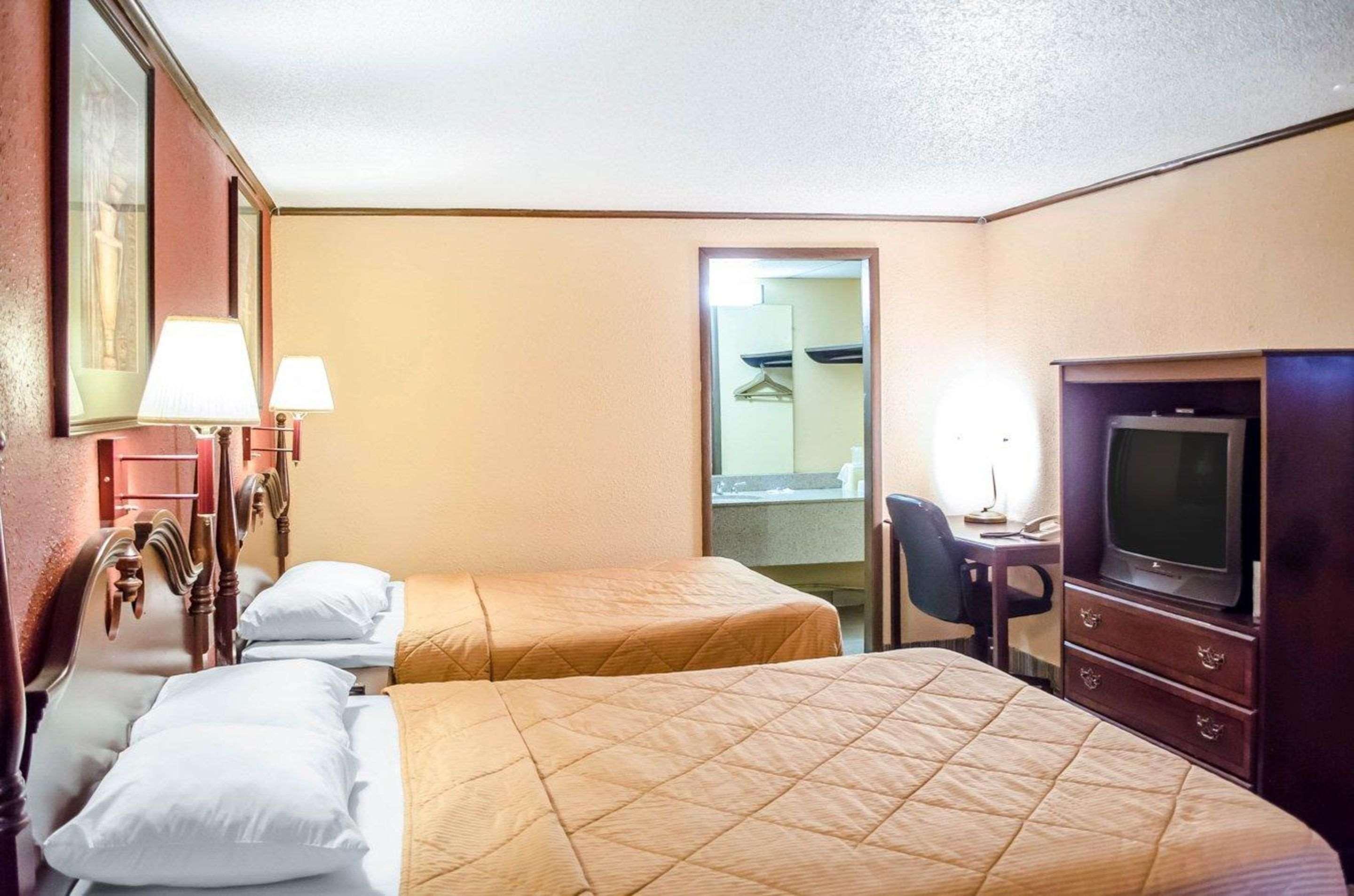 Rodeway 3*