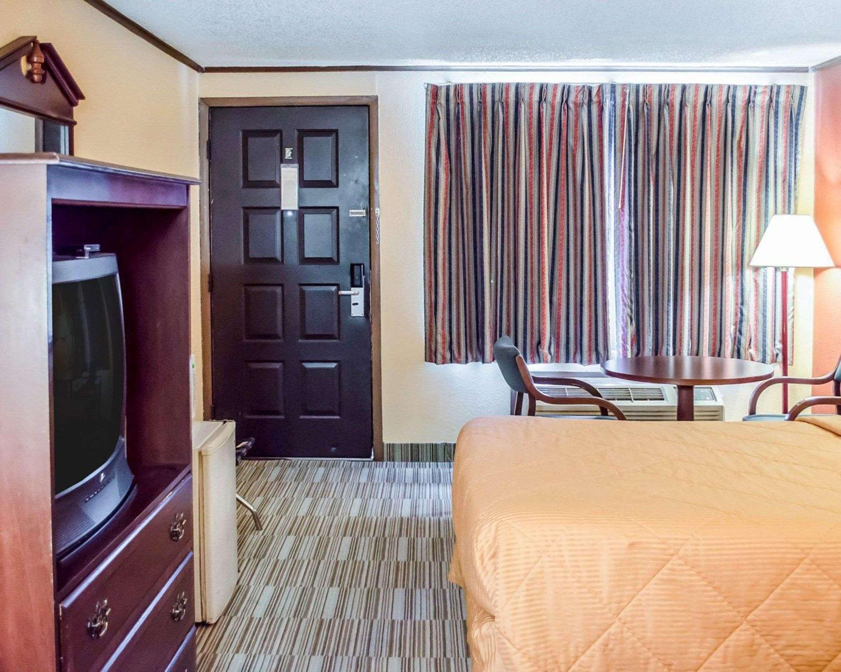 Rodeway Inn